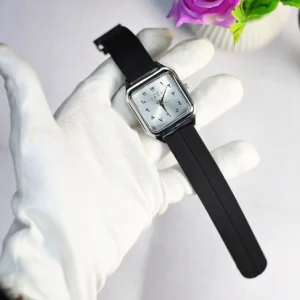 صبر Watch – সাদা ডায়াল, কালো স্ট্র্যাপ